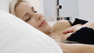 LETSDOEIT - #Rebecca Volpetti #Isabella Star #Kinuski - Horny Grupo nga Makalingaw Uban sa usa Ka Super Init nga Trio