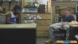 Бедный жаштагы м, бул анын өзүнүн күчү трахают!