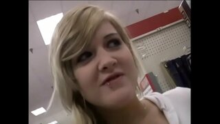 İsti сучка sevir alaraq böyük bir üzvü ağız